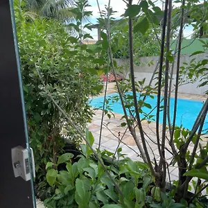Casa de hóspedes Casa De Hospede Com Piscina São Pedro da Aldeia
